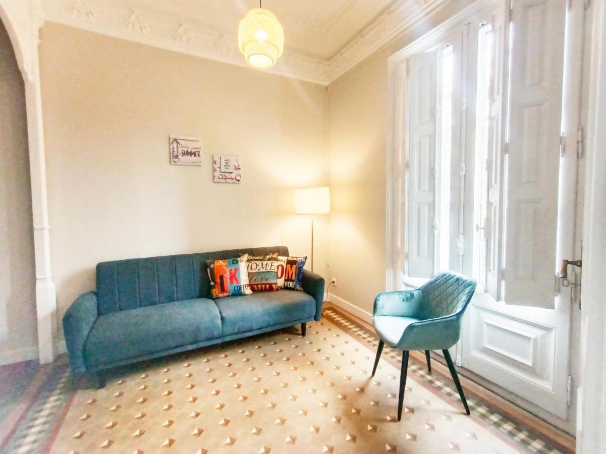 By Plaza Catalunya Rooms Barcelona Exterior foto